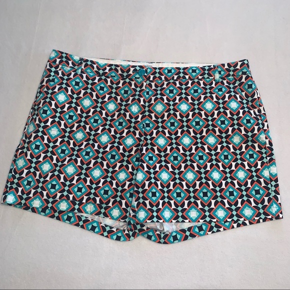 Crown & Ivy Curvy Geometric Mid Rise Shorts Navy/Coral/Teal Size 22W - Picture 1 of 7